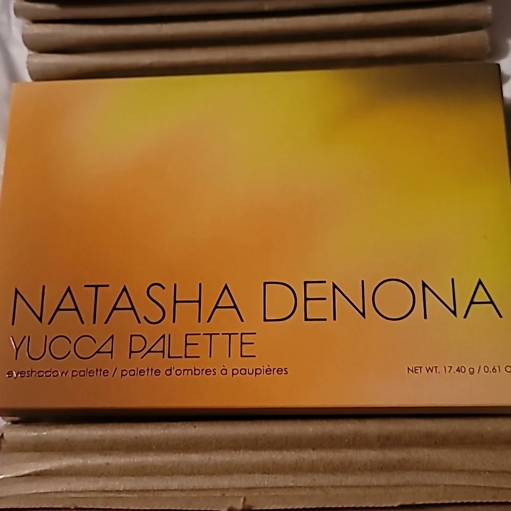 NEW NATASHA DENONA‎ Yucca Eyeshadow Palette 15 Shades